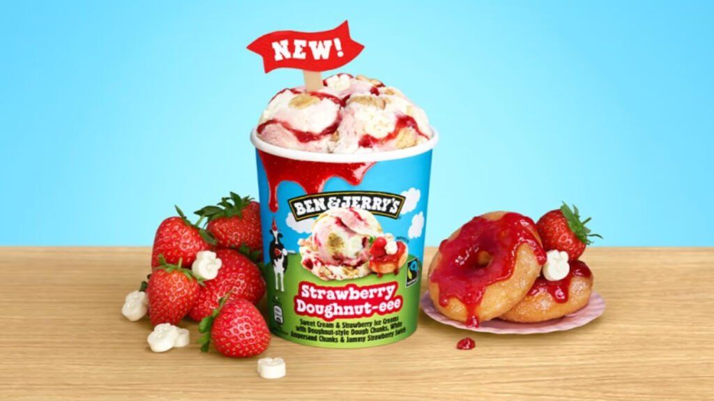 Ben & Jerry's Strawberry Doughnut-ee saldējums ar zemenēm un virtuļa gabaliņiem